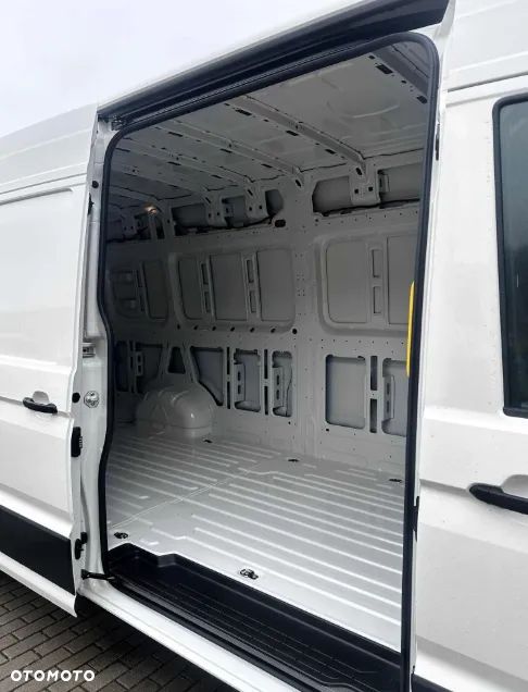 Volkswagen Crafter - 12