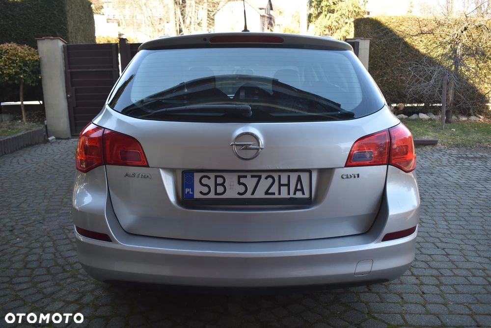 Opel Astra - 4