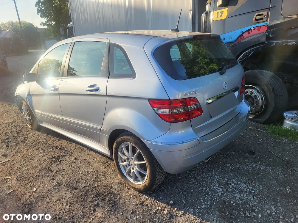 Mercedes-Benz Klasa B 200 - 5