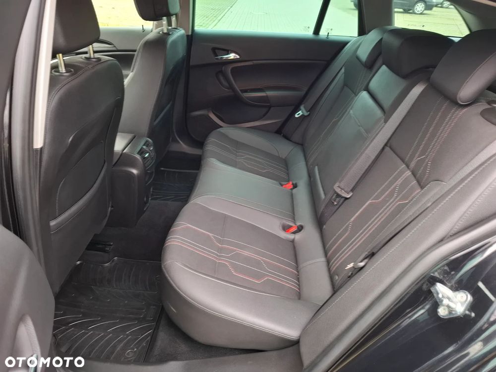 Opel Insignia - 18