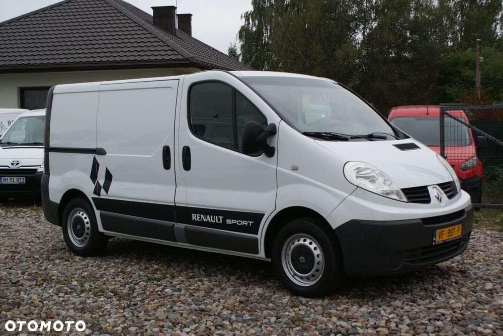 Renault Trafic - 1