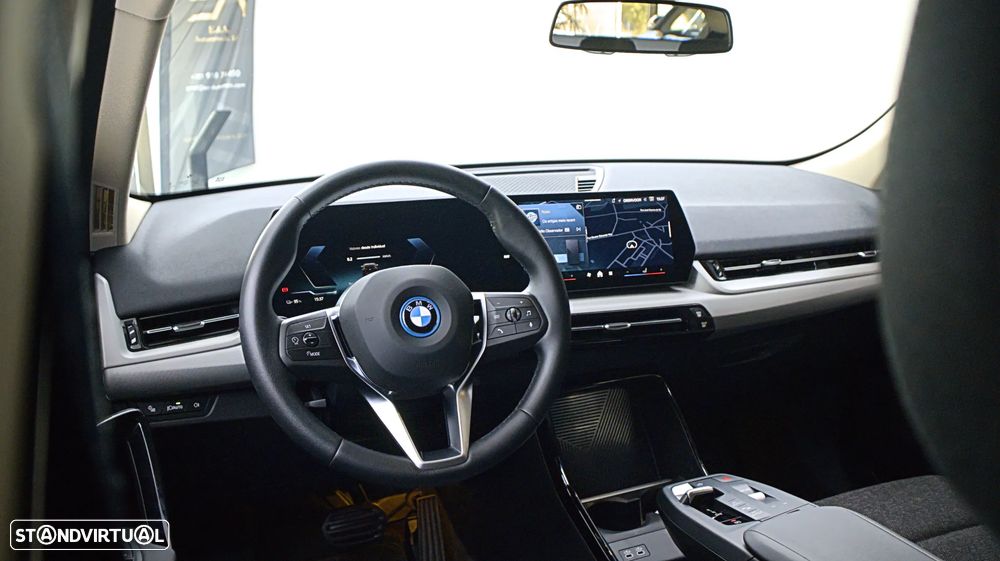 BMW iX2 xDrive30 - 7