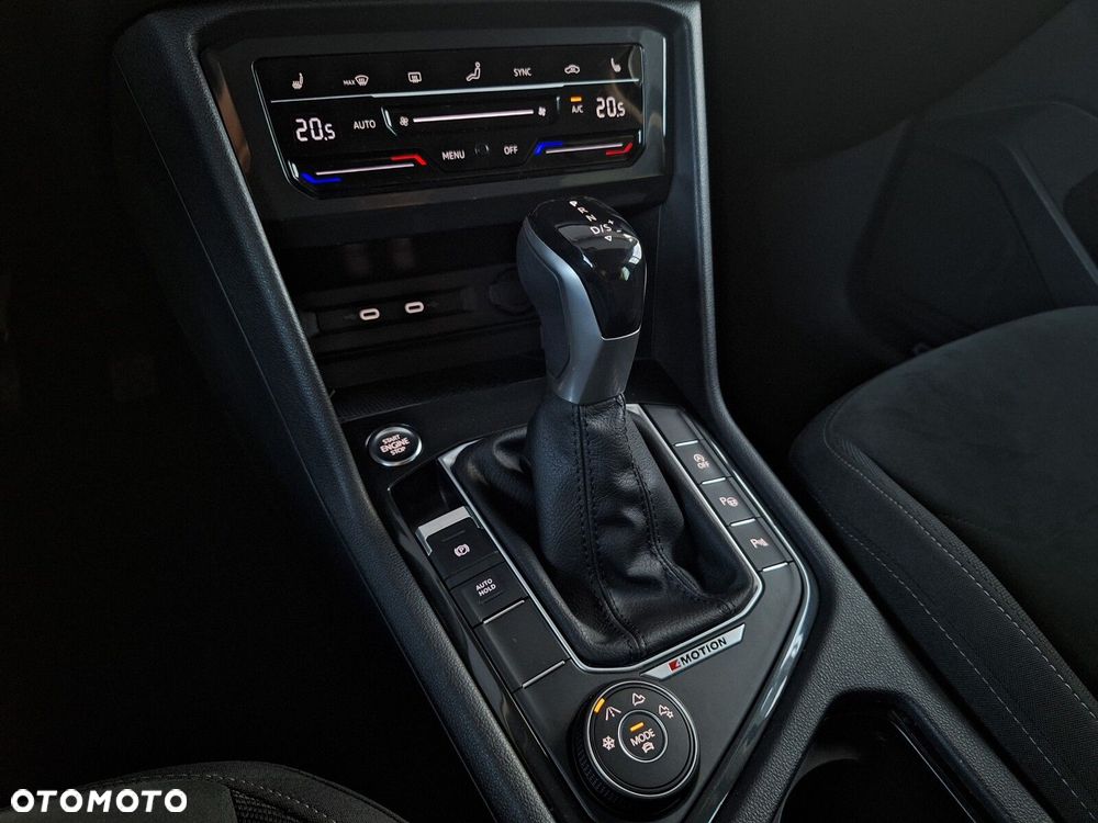 Volkswagen Tiguan 2.0 TSI 4Mot Elegance DSG - 20