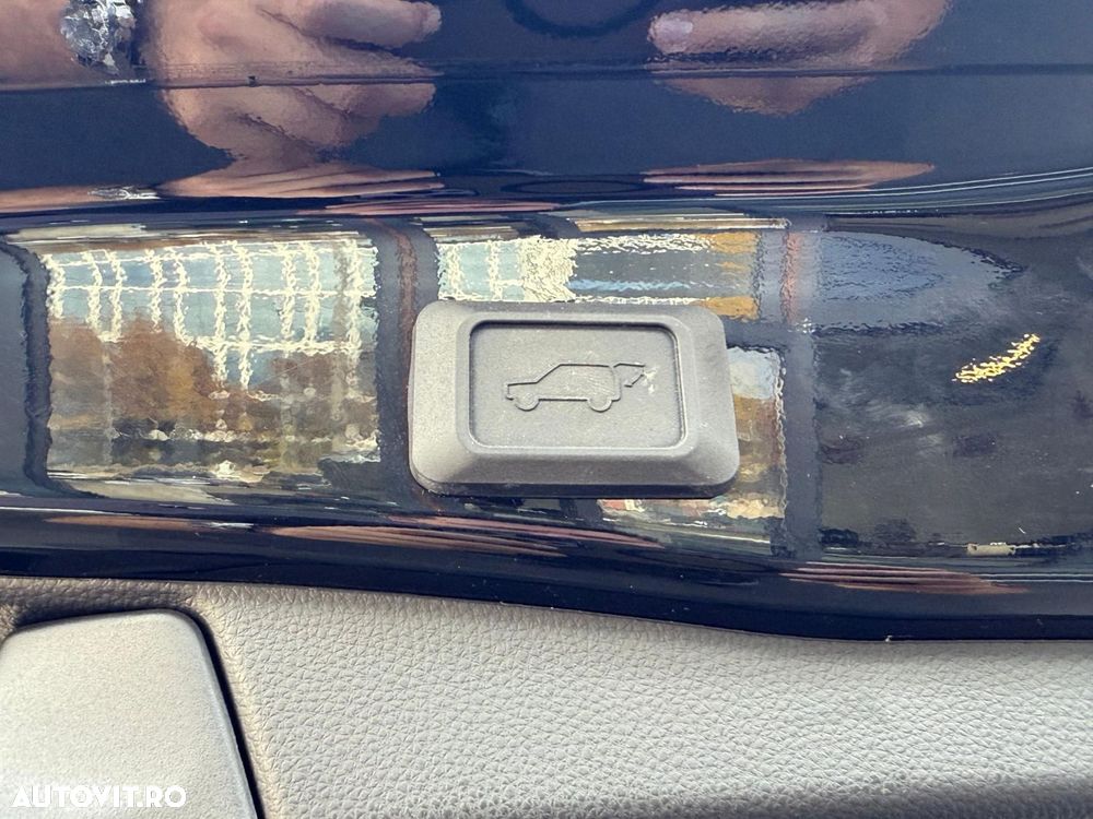 Toyota RAV4 - 24