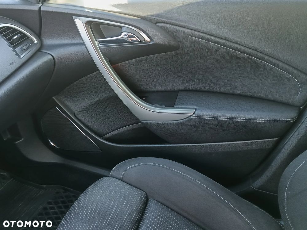 Opel Astra 1.4 T Cosmo - 30