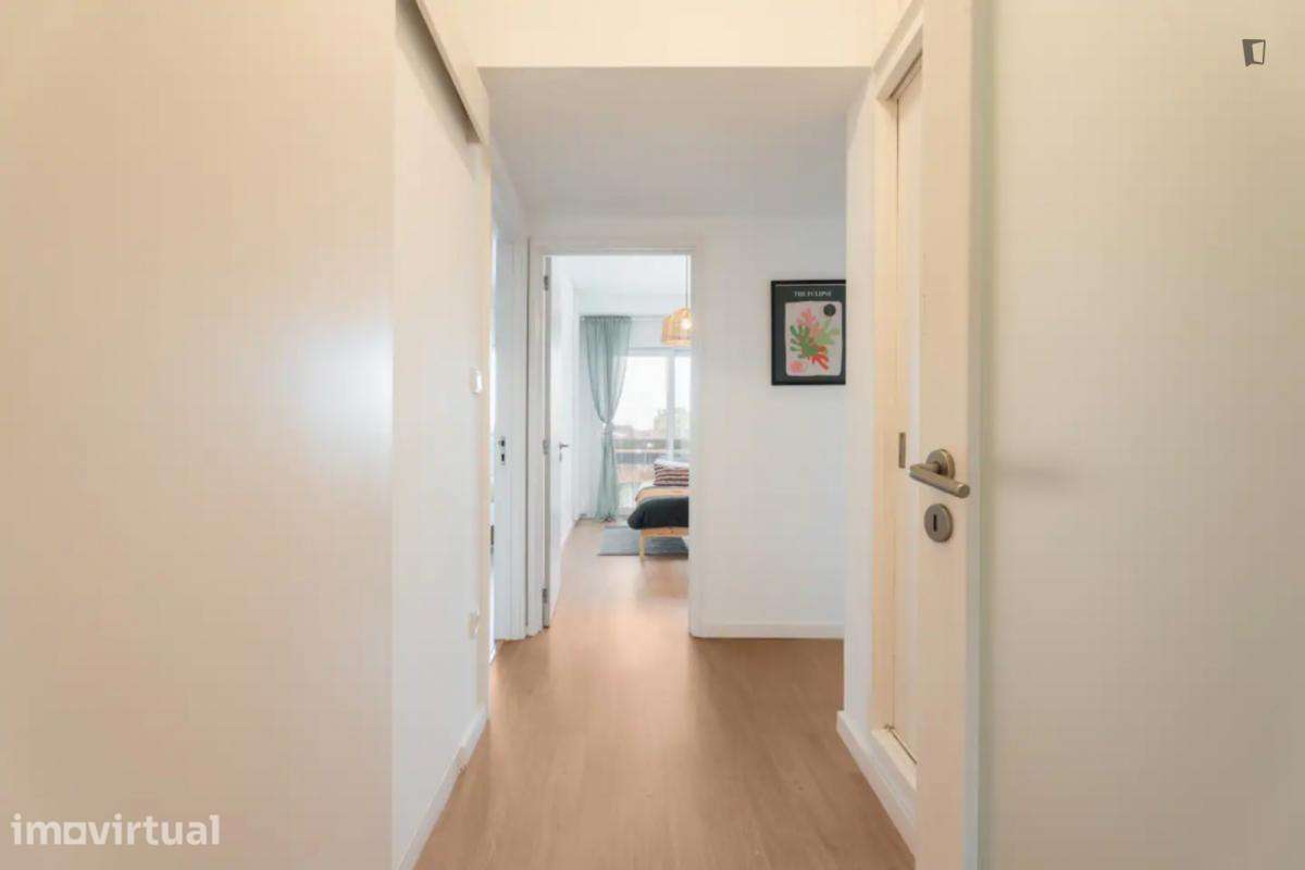 Apartamento com 3 quartos - localizado em Cedofeita Porto - Grande imagem: 4/28