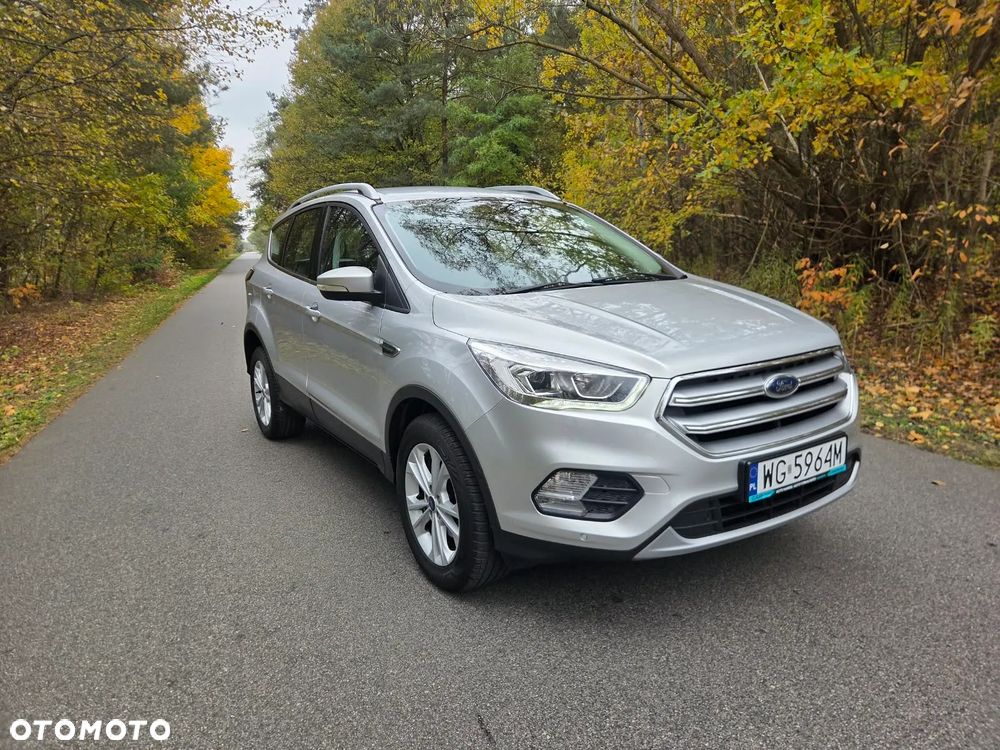 Ford Kuga 1.5 EcoBoost 2x4 Business Edition - 1