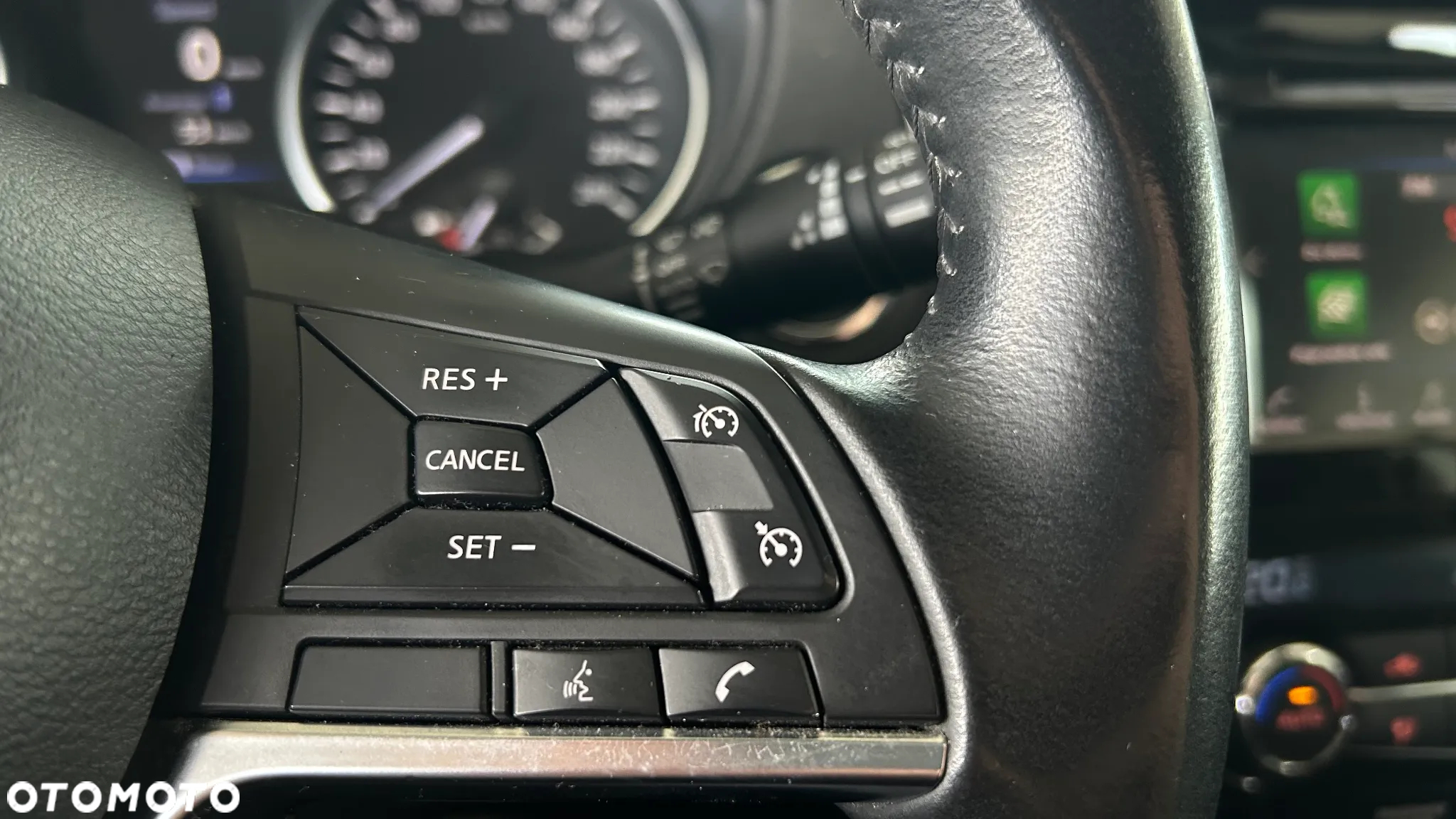 Nissan Qashqai 1.3 DIG-T N-Connecta EU6d - 11