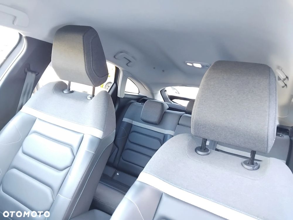Citroën C4 1.2 PureTech Shine S&S - 26