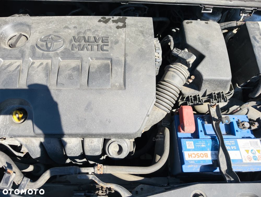 Toyota Avensis 1.8 Active MS - 18