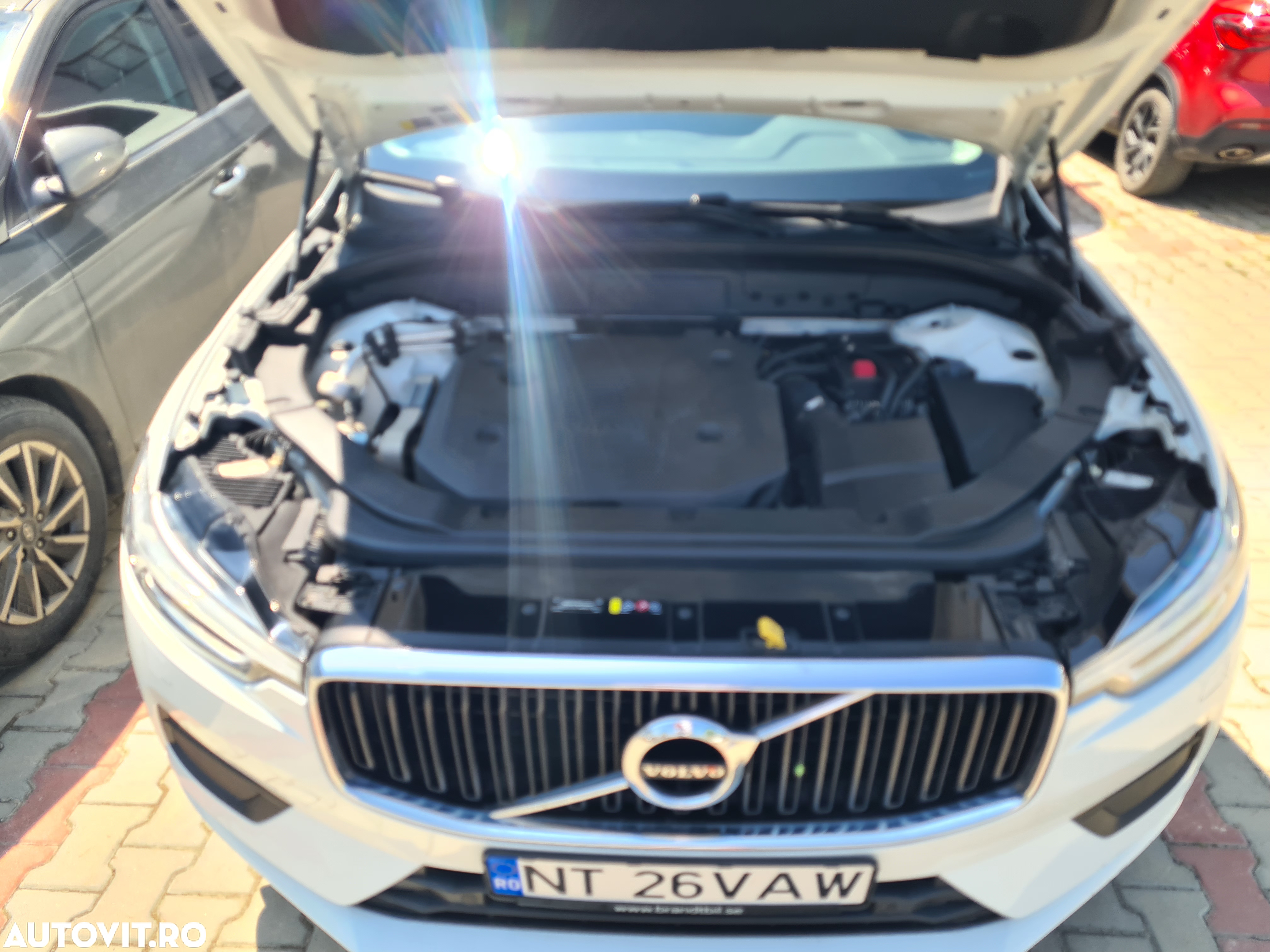Volvo XC 60 B4 D AWD Geartronic Momentum - 12