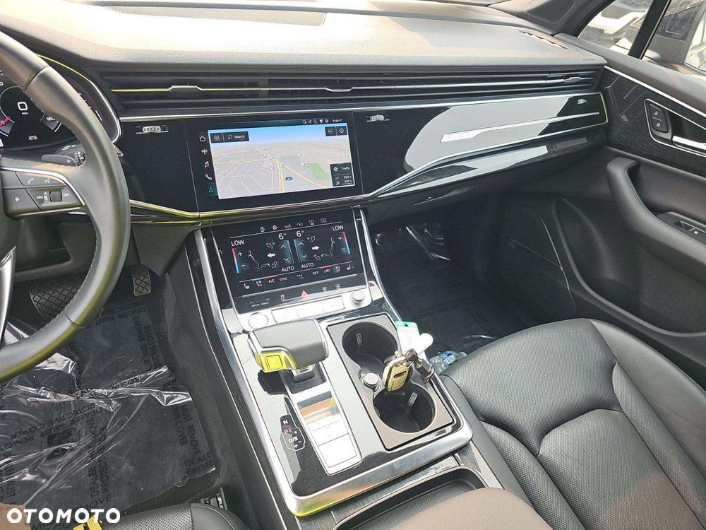 Audi Q7 55 TFSI mHEV Quattro S Line Tiptr - 13