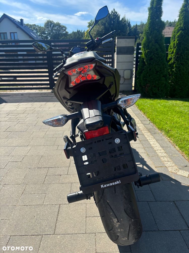 Kawasaki Z 650 - 12