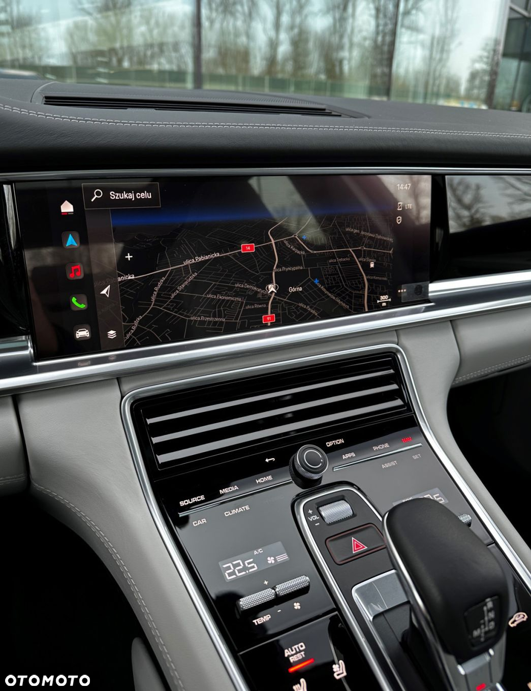 Porsche Panamera - 21