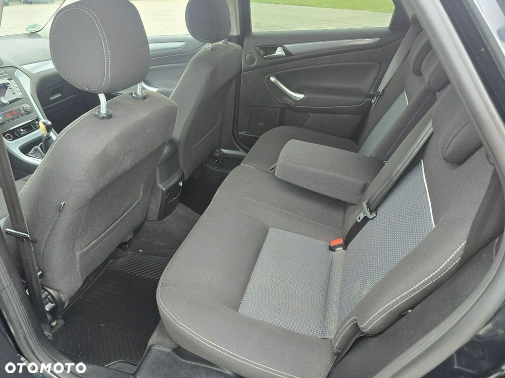 Ford Mondeo - 15