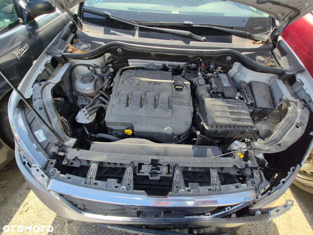 Peugeot 308 180 e-EAT8 GT - 3