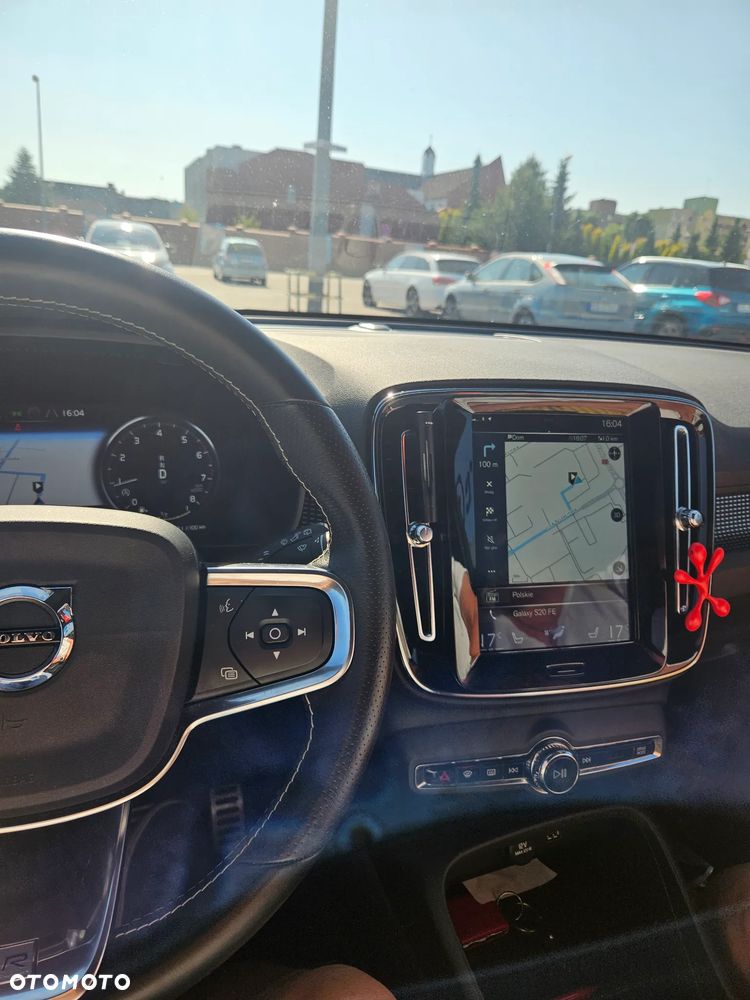 Volvo XC 40 T4 R-Design - 18