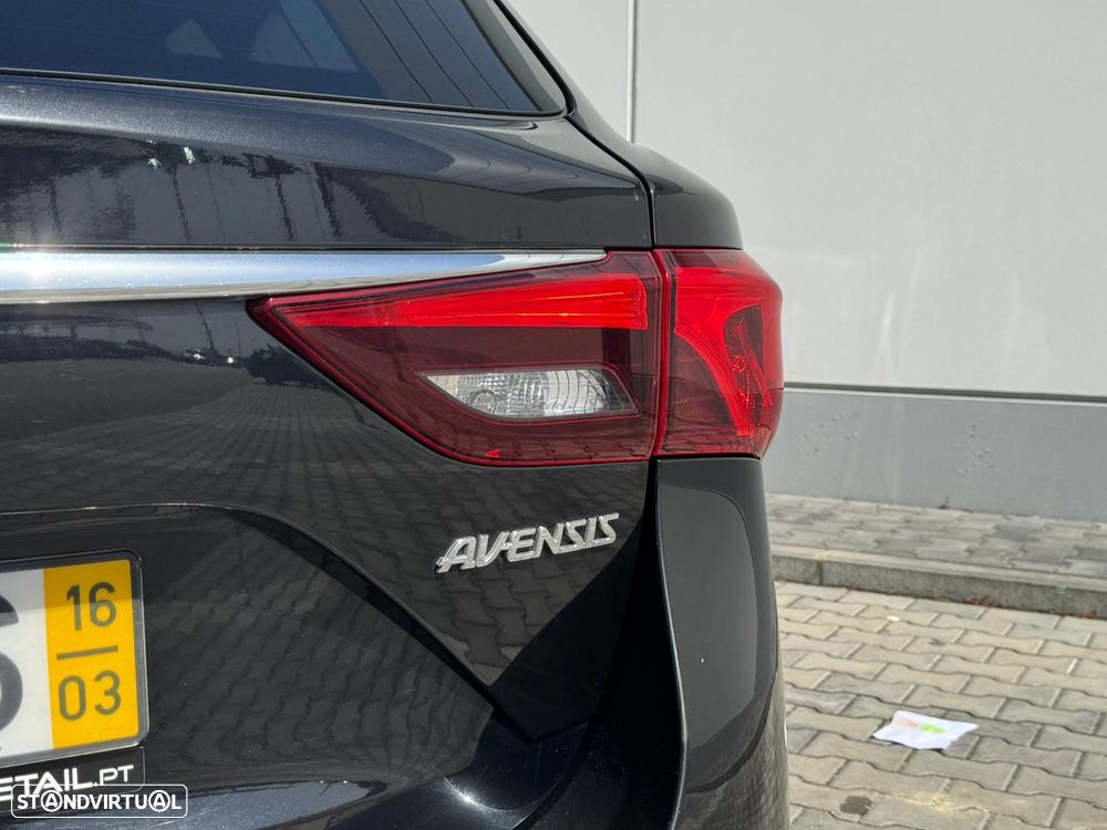 Toyota Avensis SW 2.0 D-4D Luxury+Navi - 16