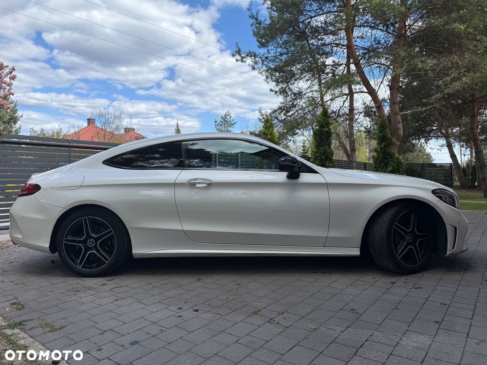 Mercedes-Benz Klasa C 220 d 4Matic 9G-TRONIC AMG Line - 6