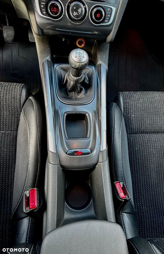 Citroën C4 1.6 VTi Exclusive - 9