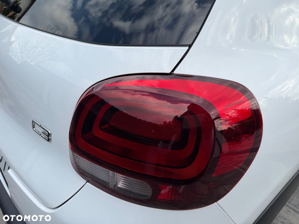 Citroën C3 1.2 PureTech Shine - 19