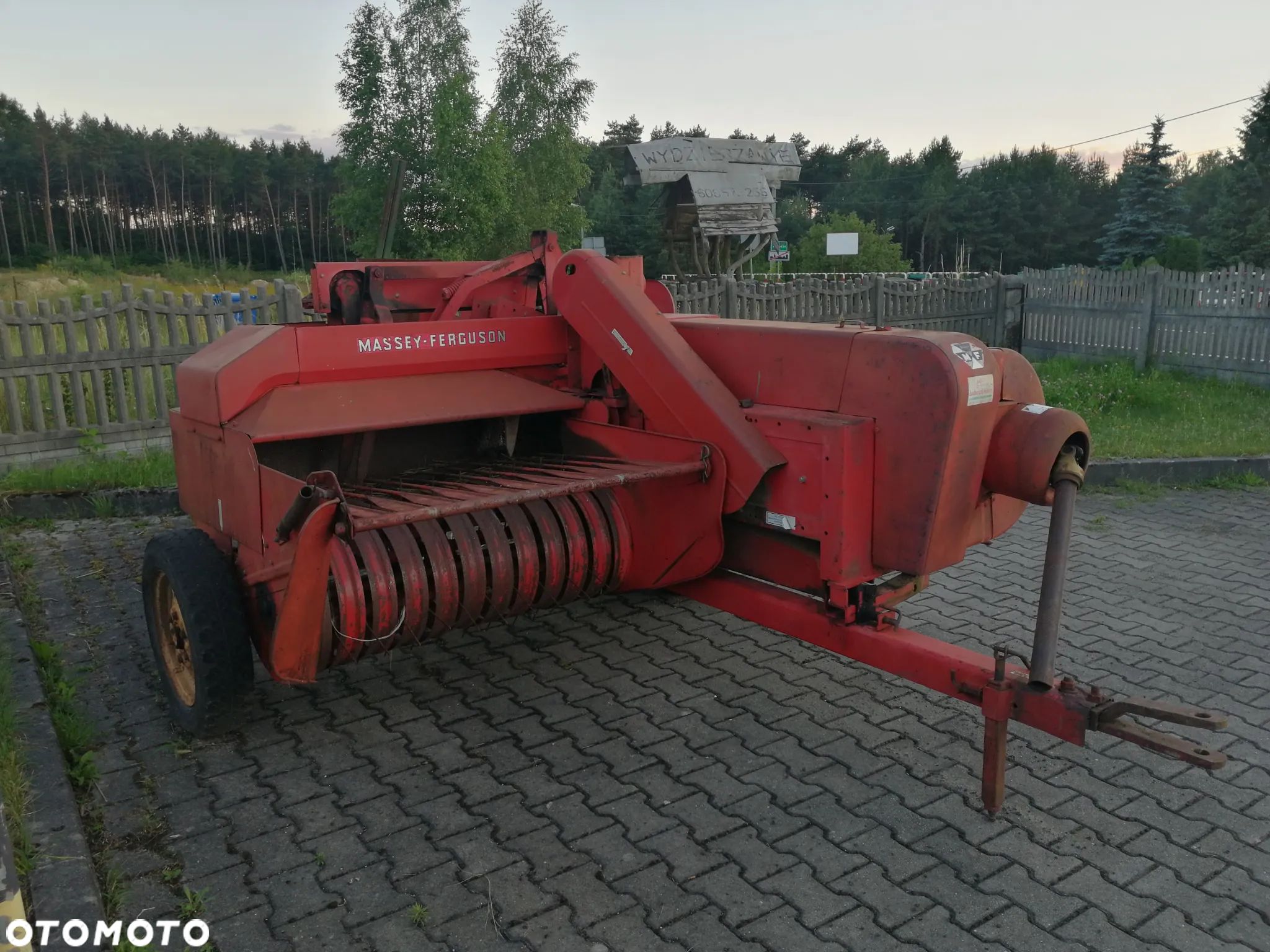 Massey Ferguson - 1