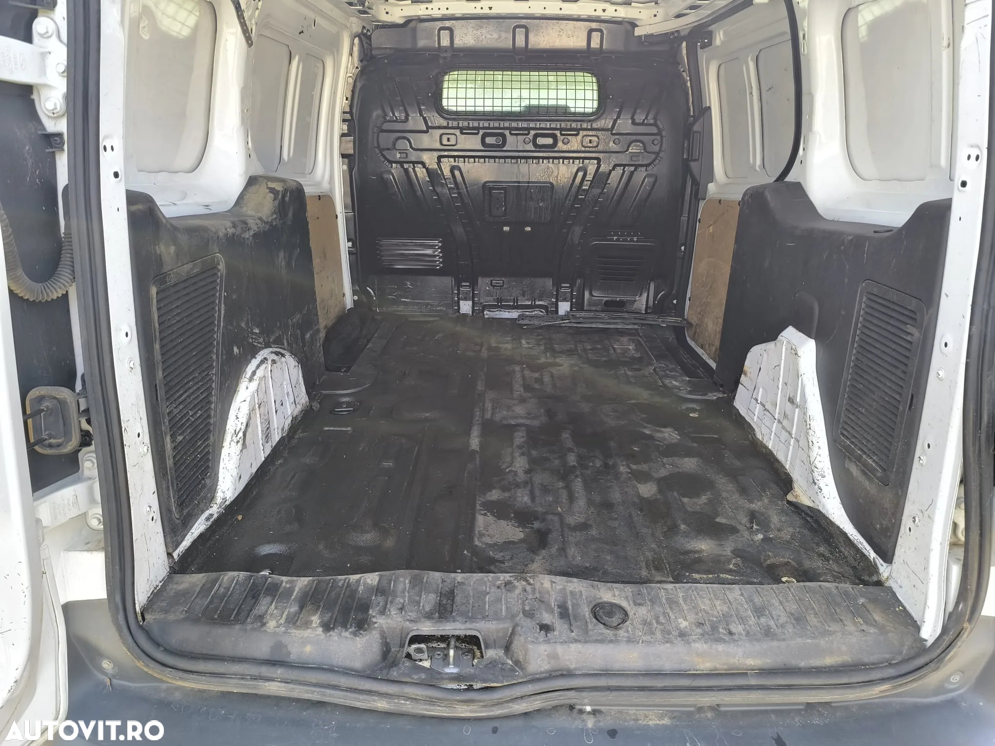 Ford Transit Connect 1.5 TDCI Combi Commercial LWB(L2) N1 Trend - 10