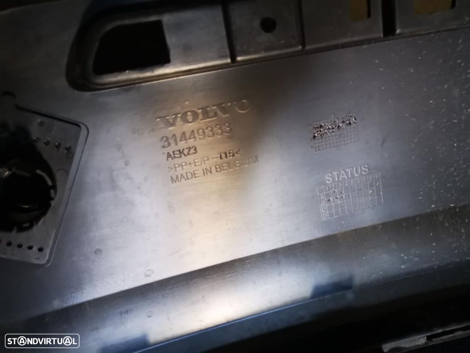 VOLVO XC40 PARA CHOQUES TRÁS PC106 - 10
