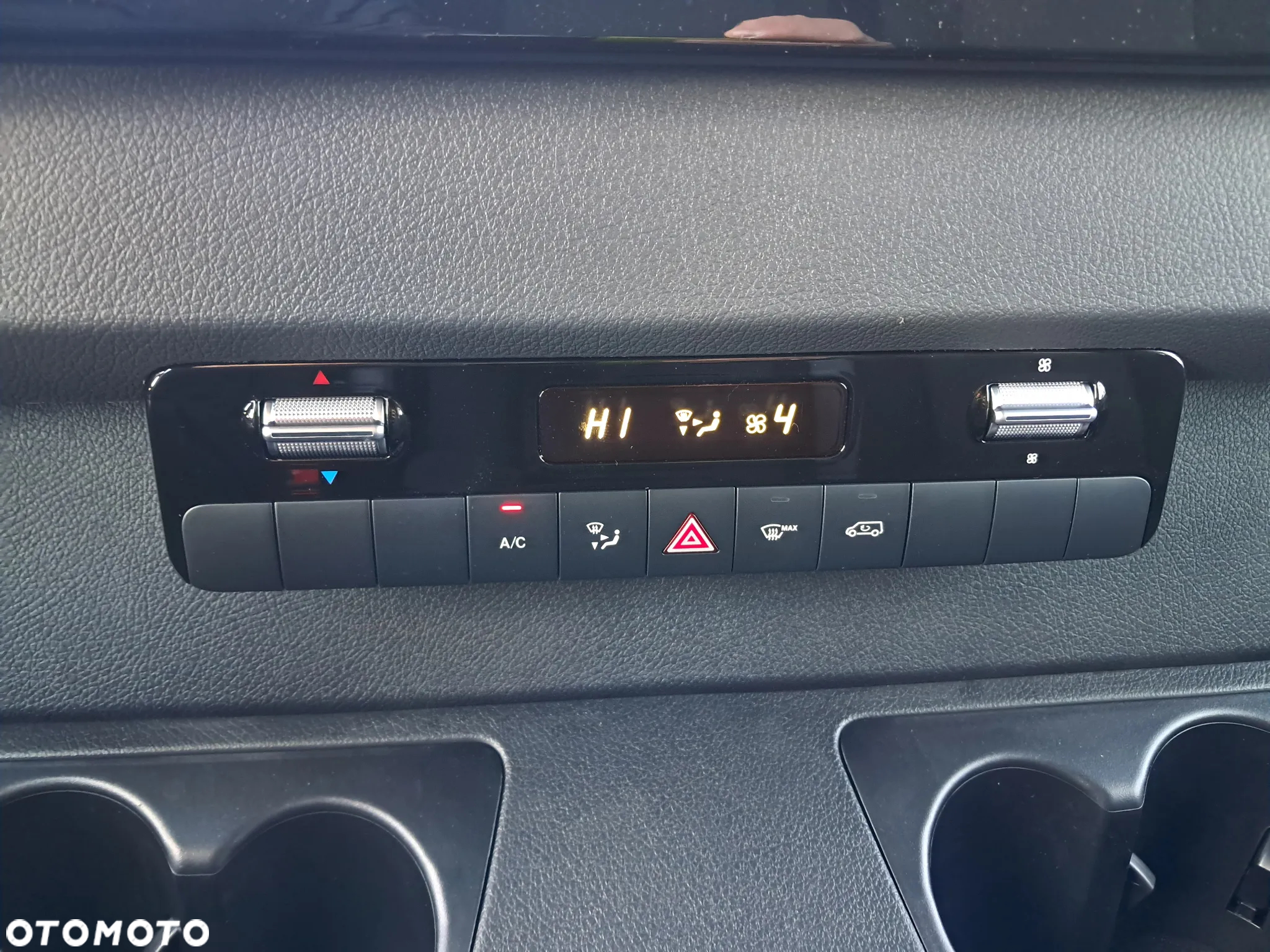 Mercedes-Benz Sprinter 317 CDI Furgon PRO długi 4325 mm L3H2 - 19
