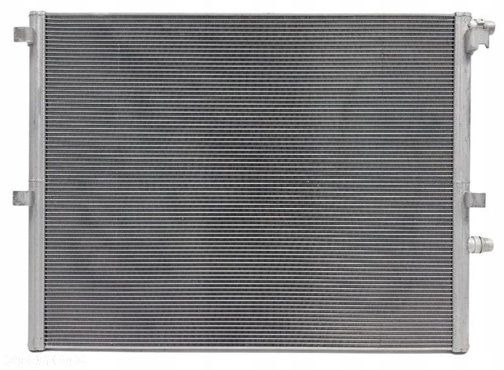 Chłodnica dodatkowa BMW 5 G30 G31 6 G32 7 G11 G12 17118664919 17118619621 - 1