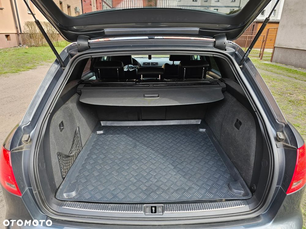 Audi A4 Avant 2.0 T FSI quattro - 15