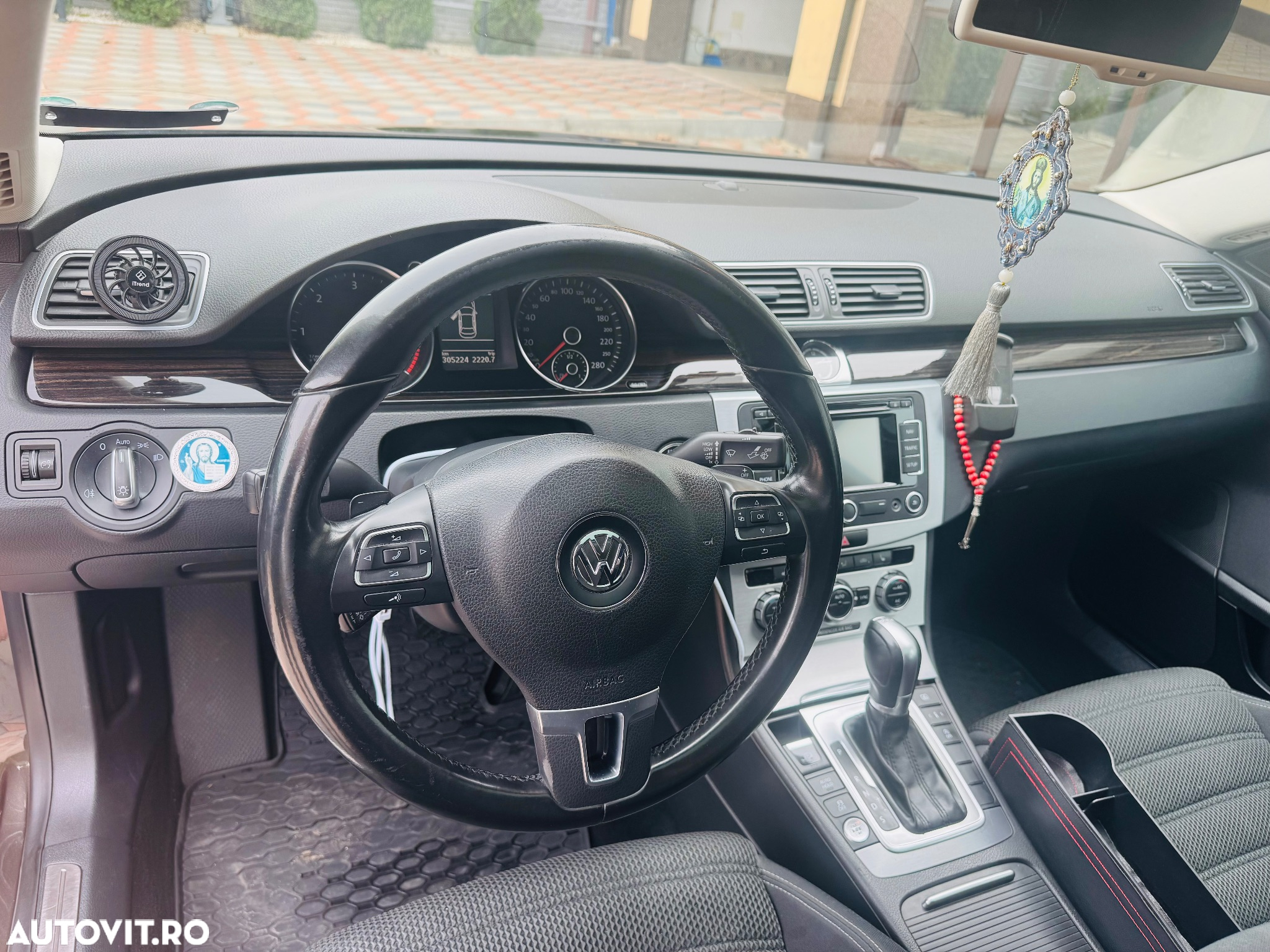 Volkswagen Passat CC 2.0 TDI DSG BMT - 9