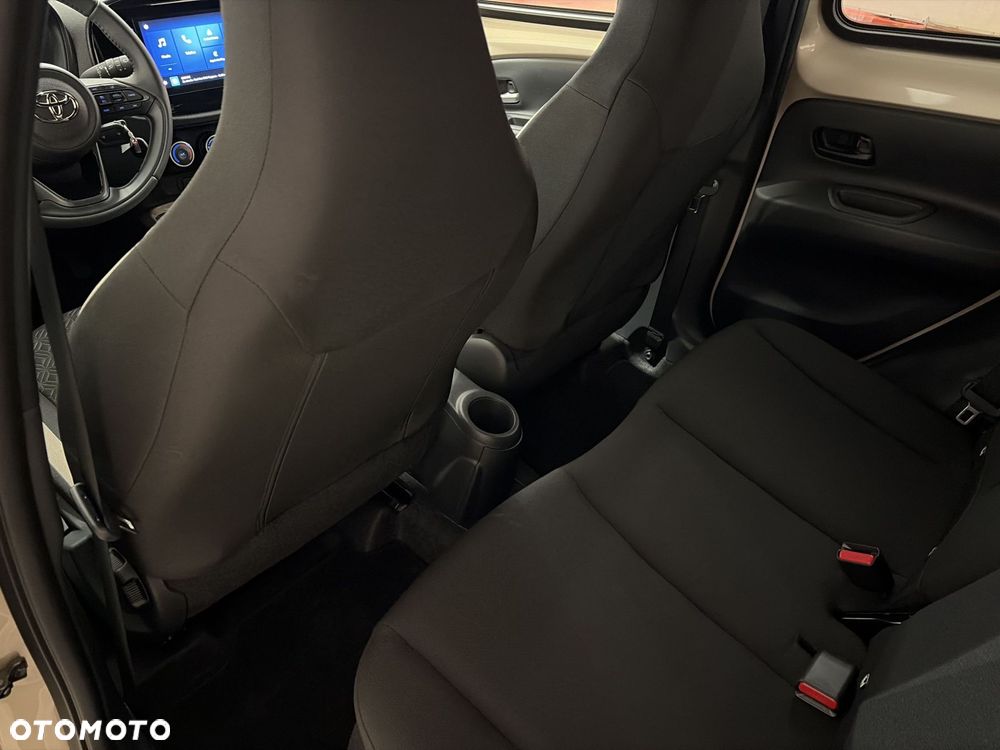 Toyota Aygo X 1.0 VVT-i Style - 11