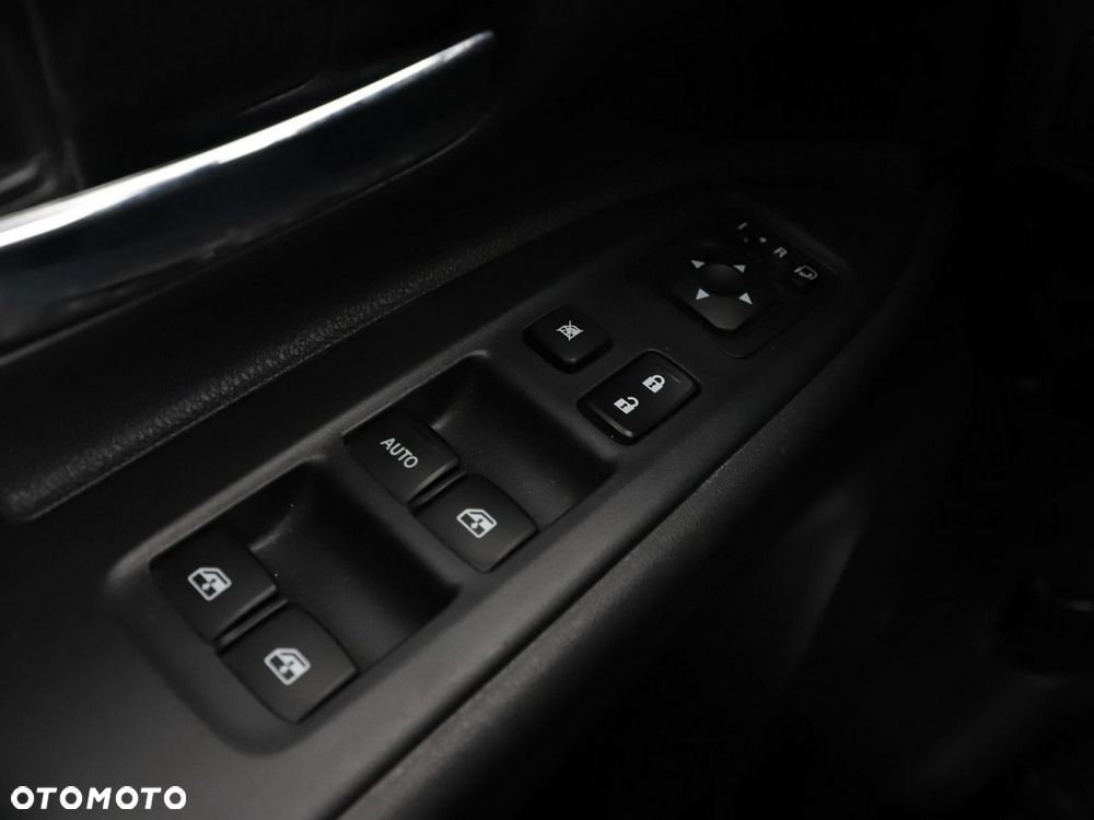 Mitsubishi Outlander 2.0 Instyle Navi 4WD CVT - 34