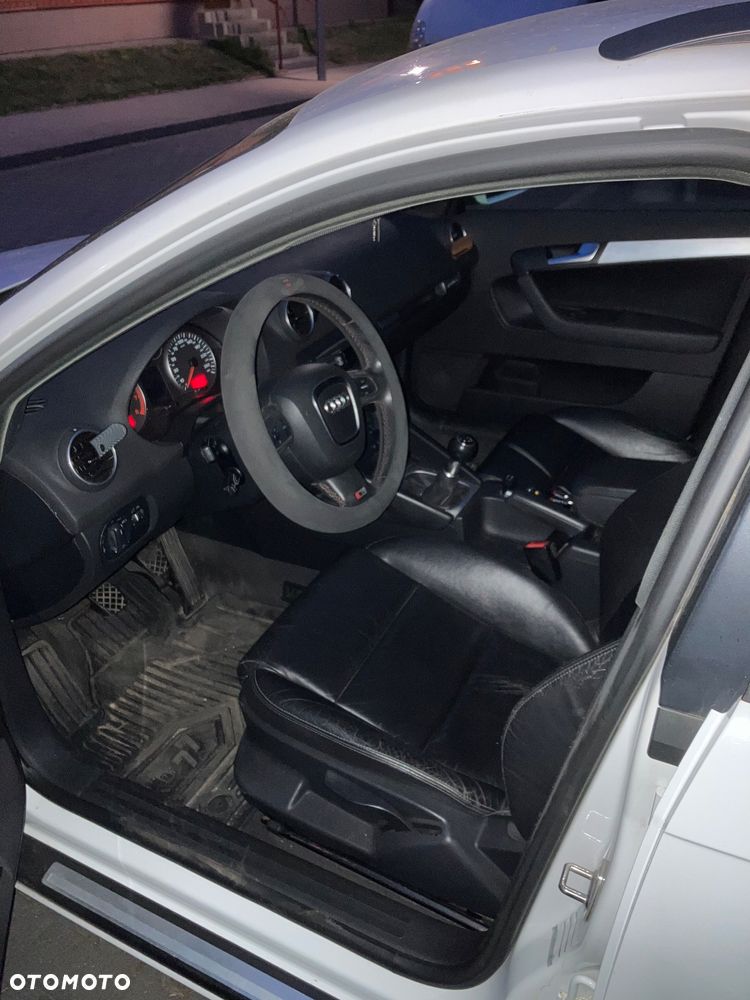 Audi A3 Sportback - 8