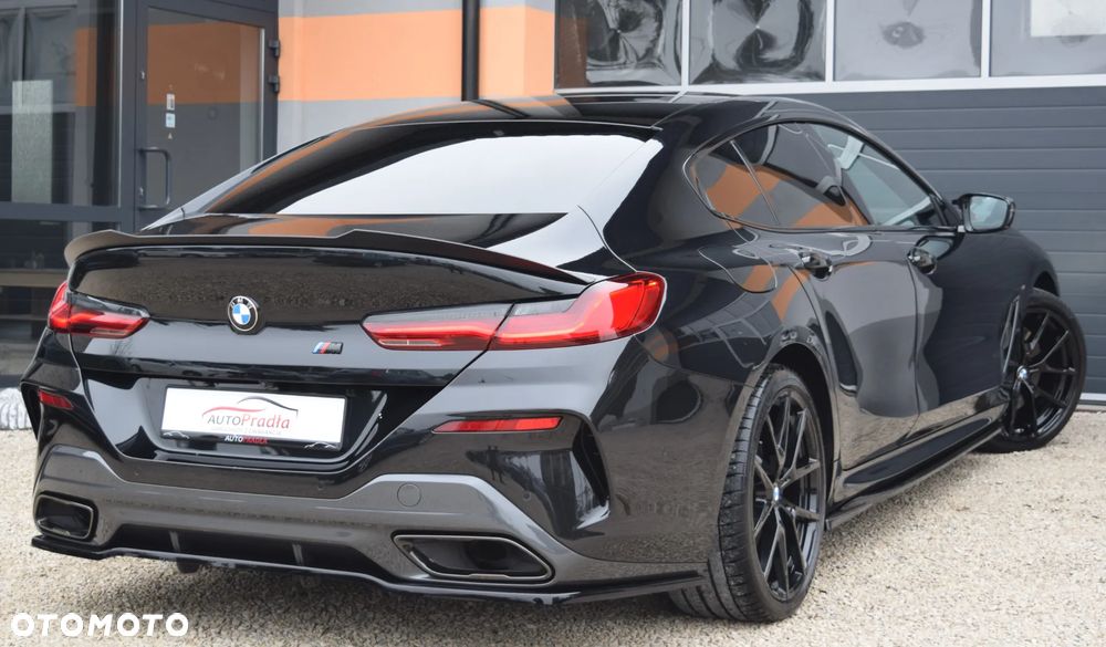 BMW Seria 8 840d xDrive mHEV - 16