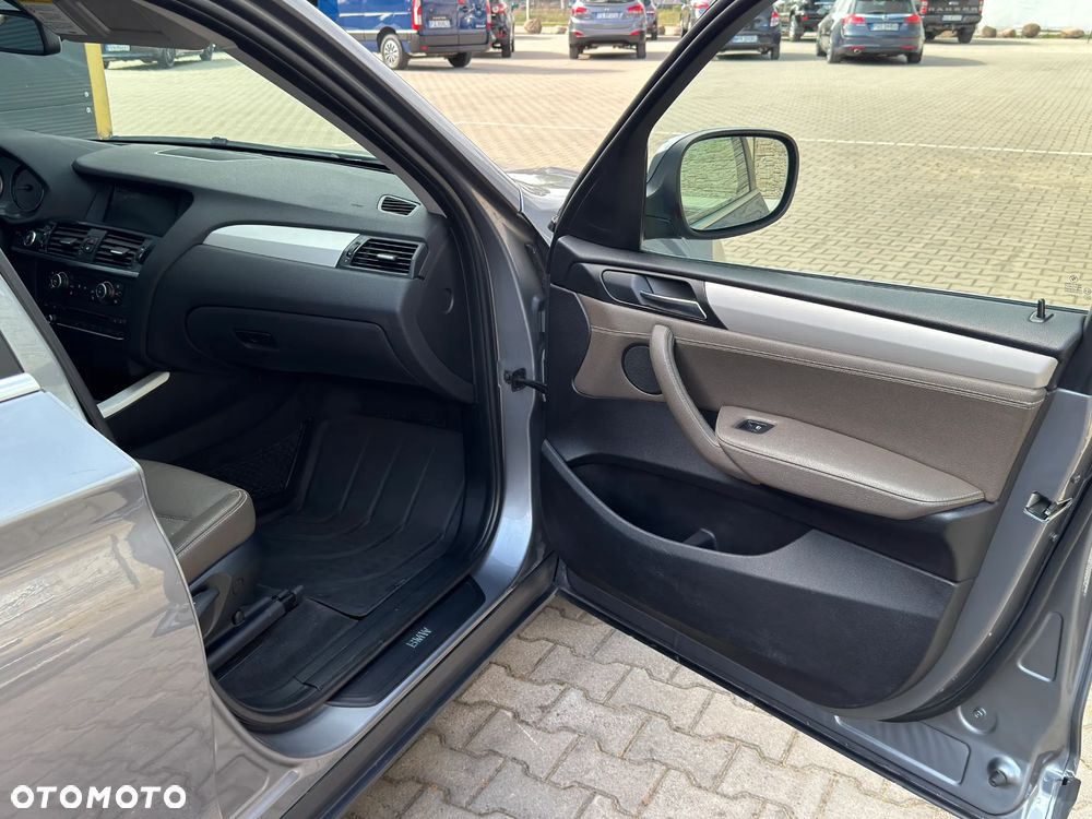 BMW X3 xDrive20i - 16