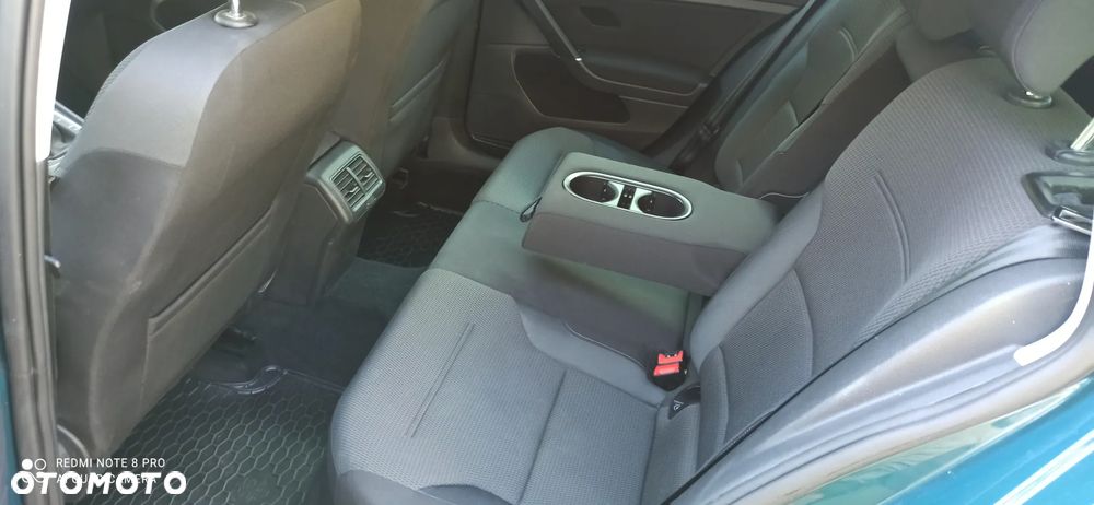 Volkswagen Golf - 17