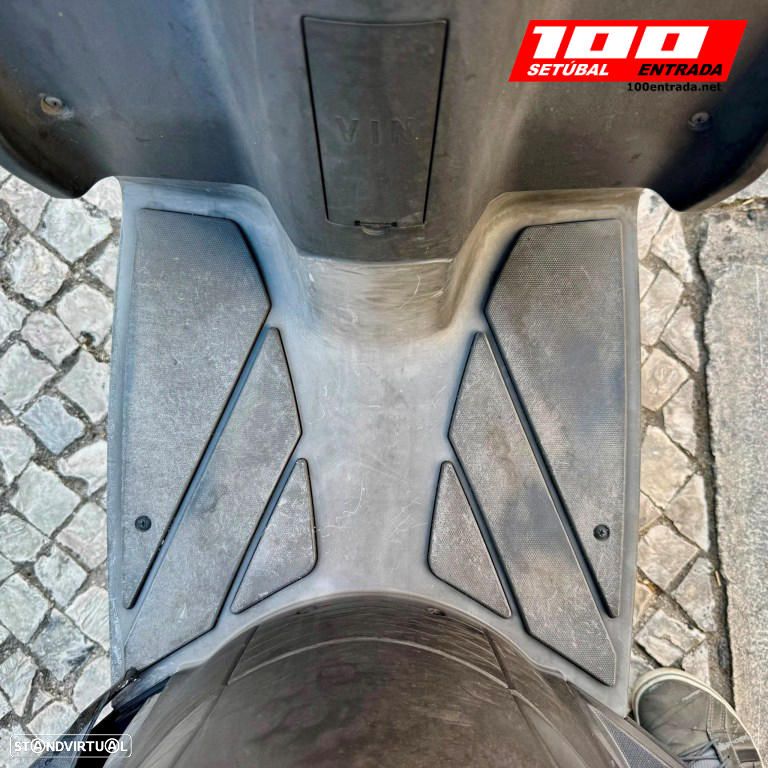 Aprilia SR 125 - 18