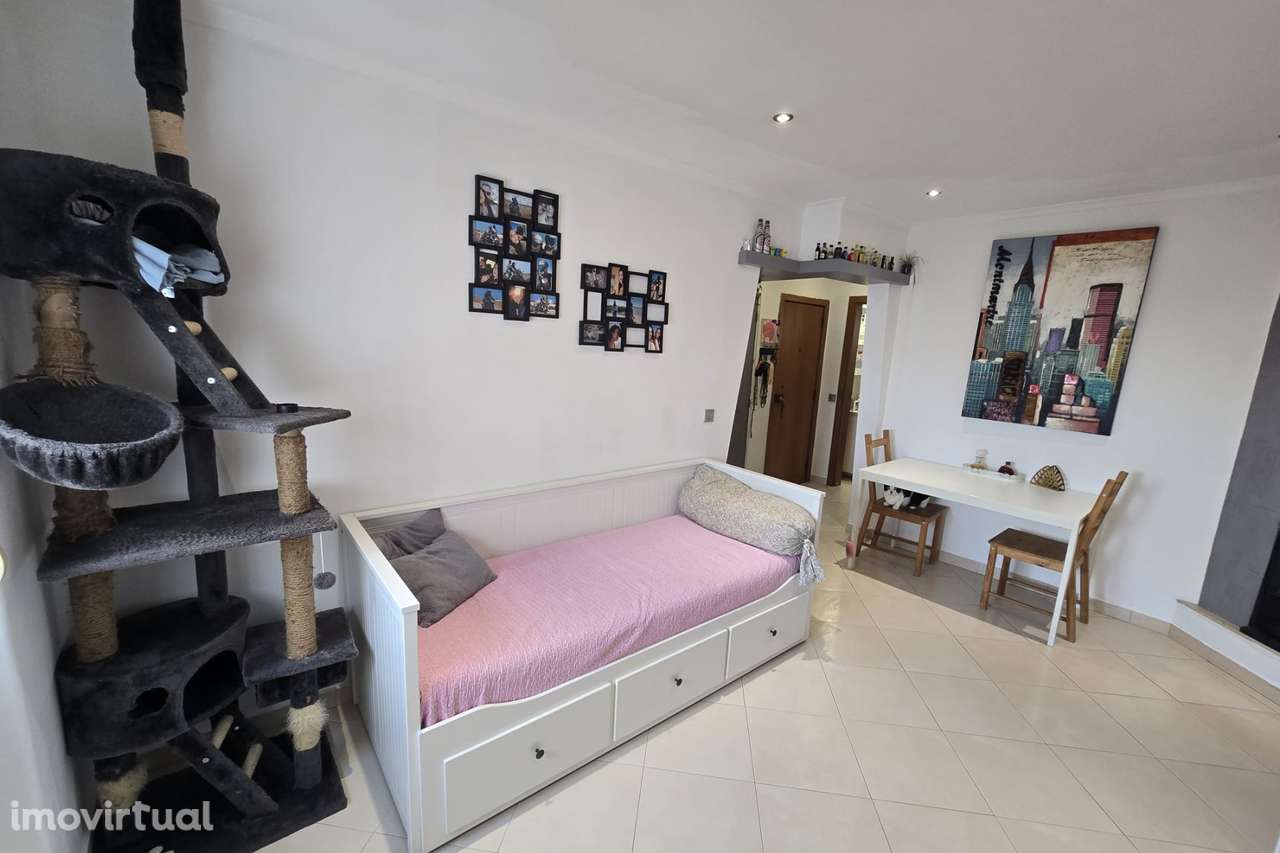 Apartamento T1 no Barreiro - Grande imagem: 2/16