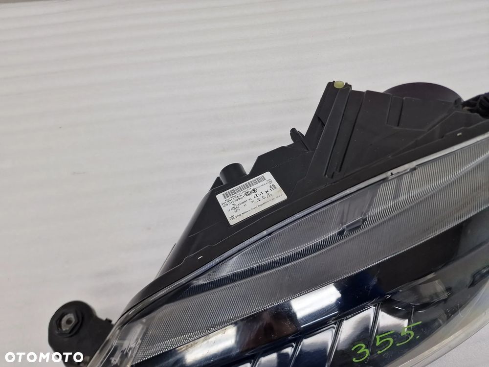 SKODA SUPERB III 3 3V 15- BI-XENON LEWY LEWA LAMPA PRZEDNIA PRZÓD , NR 3V1941015A , NR AUKCJI LL355 - 4