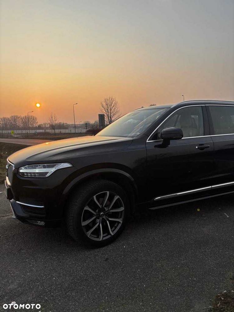 Volvo XC 90 - 2