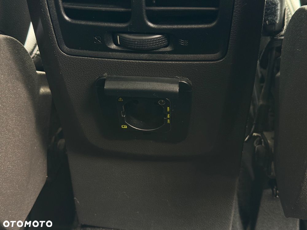 Ford Kuga 2.0 TDCi 4x4 ST-Line - 38