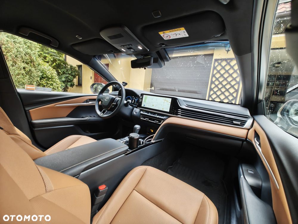 Toyota Camry 2.5 Hybrid Dynamic Force Executive e-CVT - 4