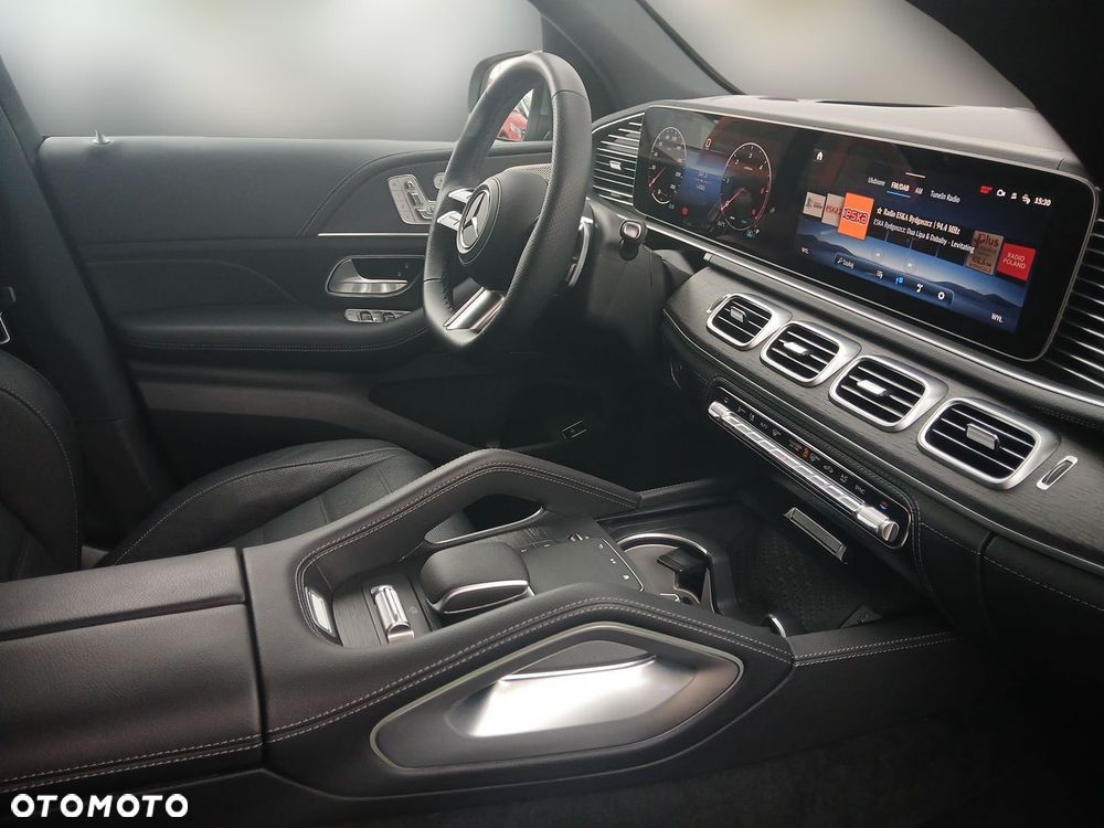 Mercedes-Benz GLS - 13