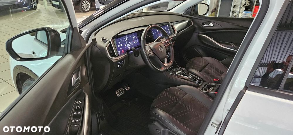 Opel Grandland 1.2 T GS S&S - 8