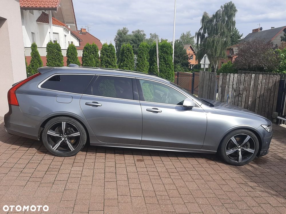 Volvo V90 D5 AWD R-Design - 2