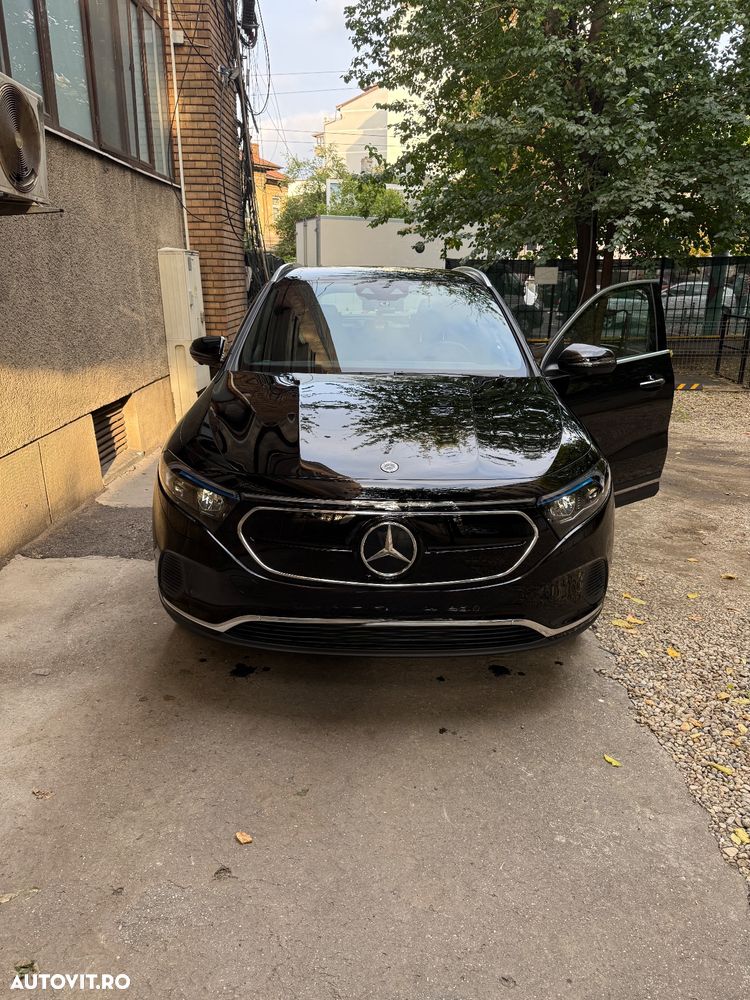 Mercedes-Benz EQA 300 4MATIC - 10