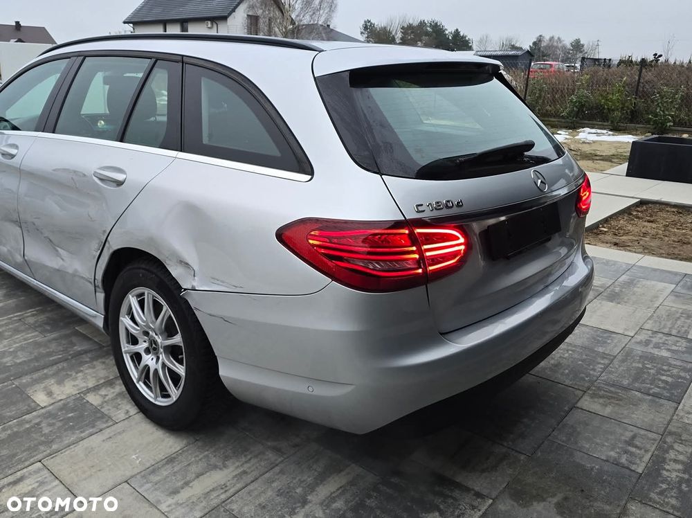 Mercedes-Benz Klasa C 180 d 9G-TRONIC Exclusive - 5