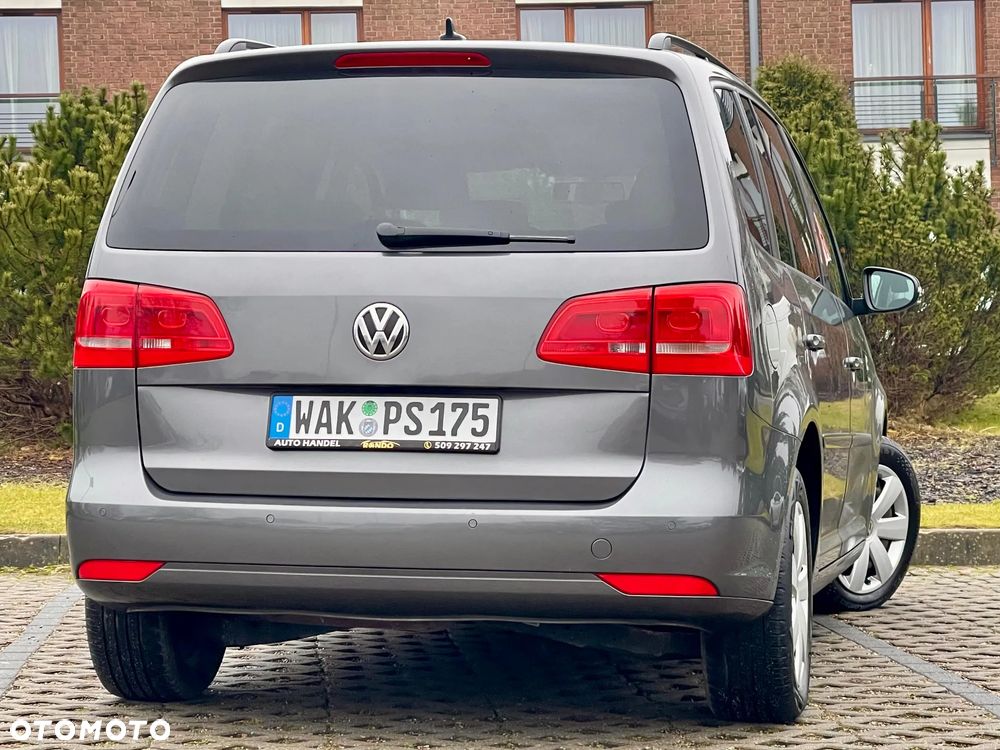 Volkswagen Touran 2.0 TDI DSG Highline - 15